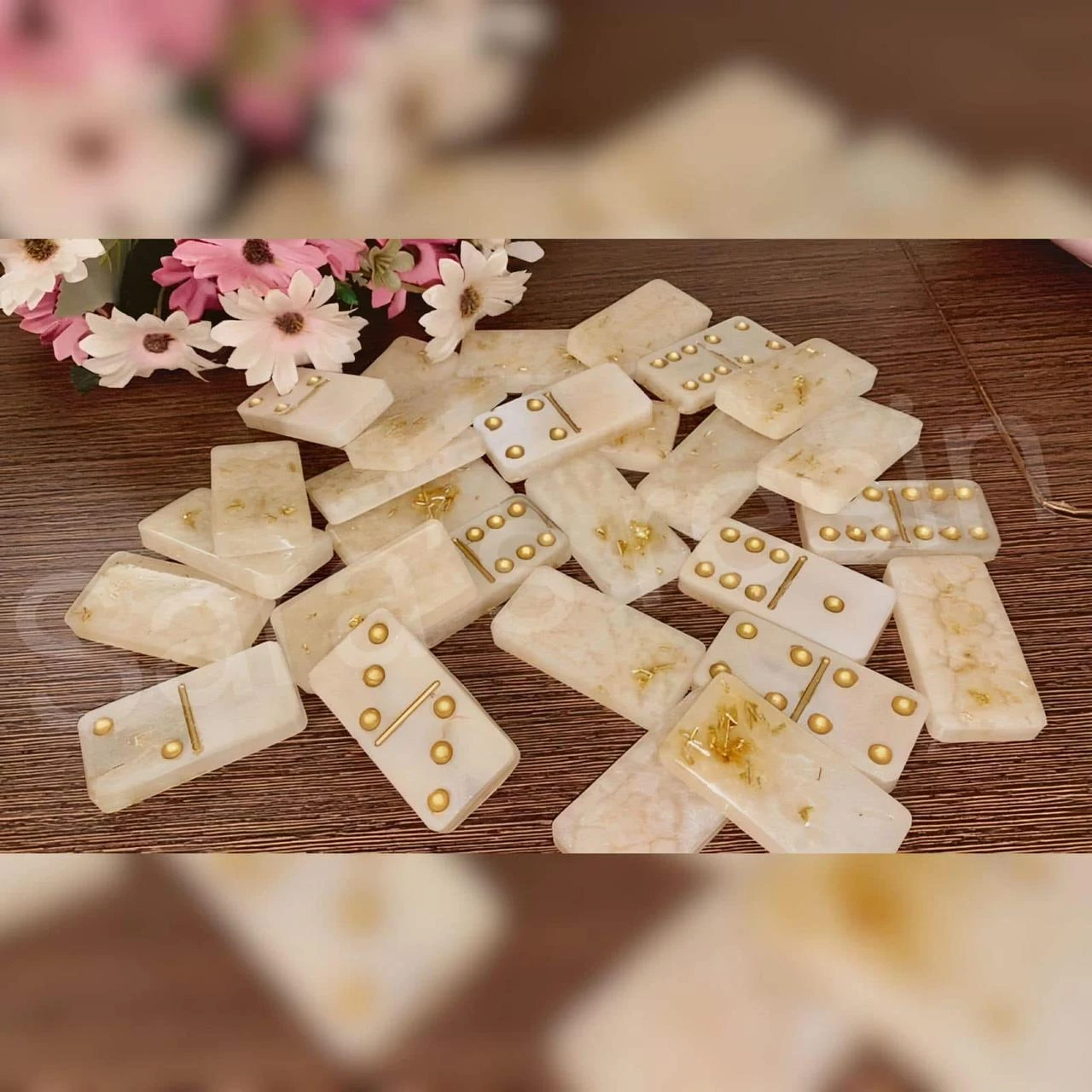 دومينو ريزن