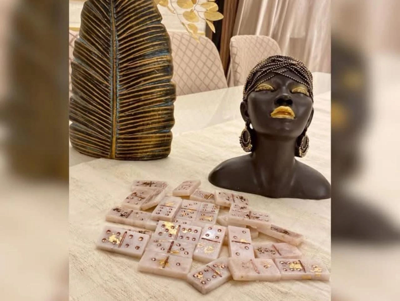 دومينو ريزن