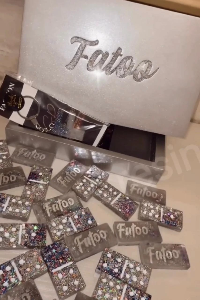 دومينو ريزن