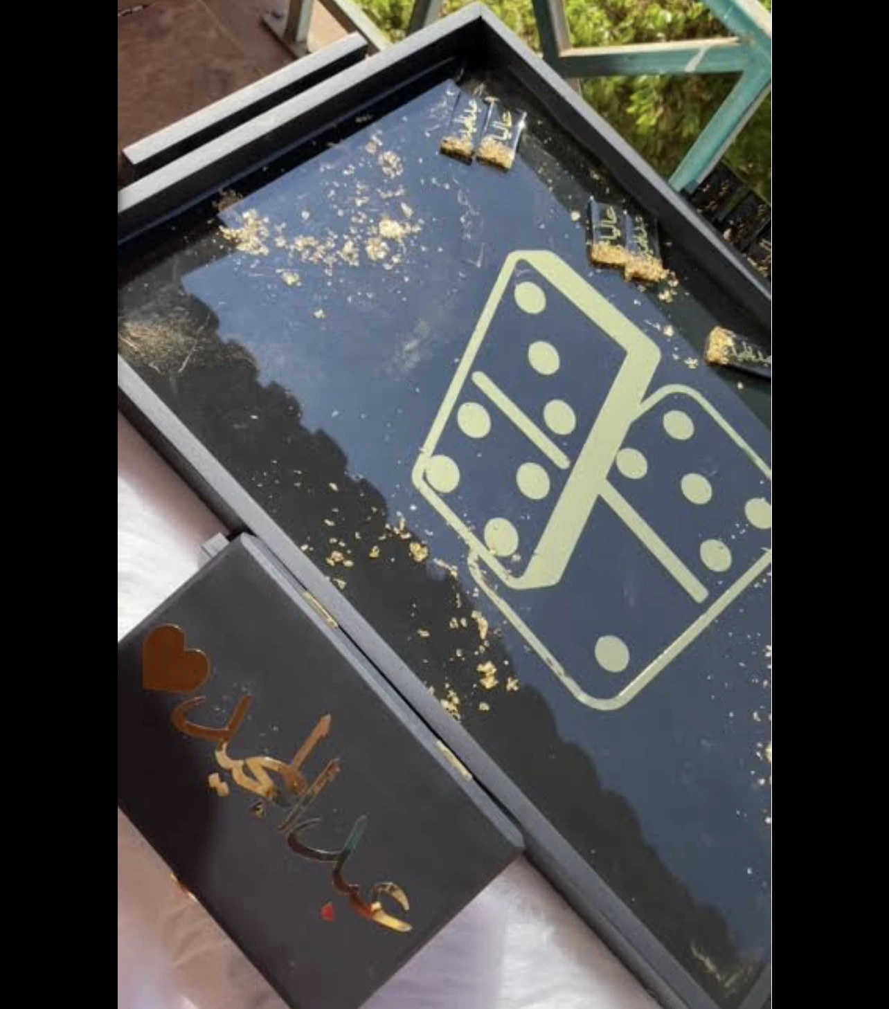 دومينو ريزن